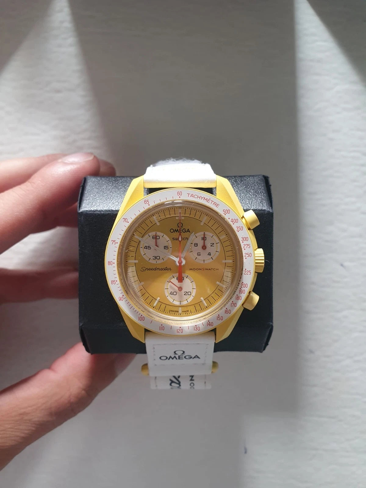 MOONSWATCH MISSION TO THE SUN - SWATCH X OMEGA BIOCERAMIC